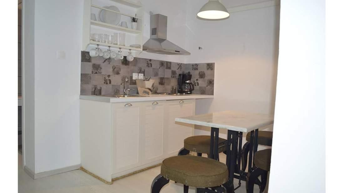Kallithea  Amelia Apartments מראה חיצוני תמונה